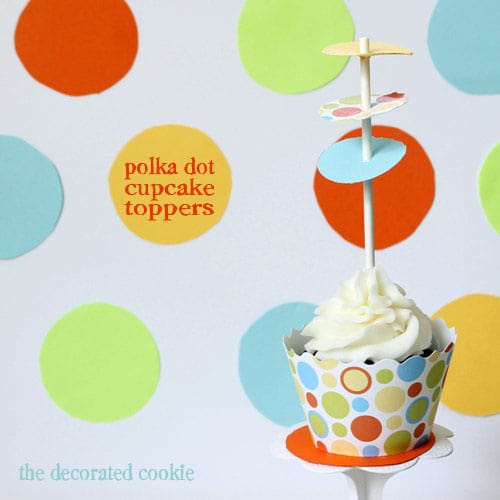 wm.cupcake_dots3