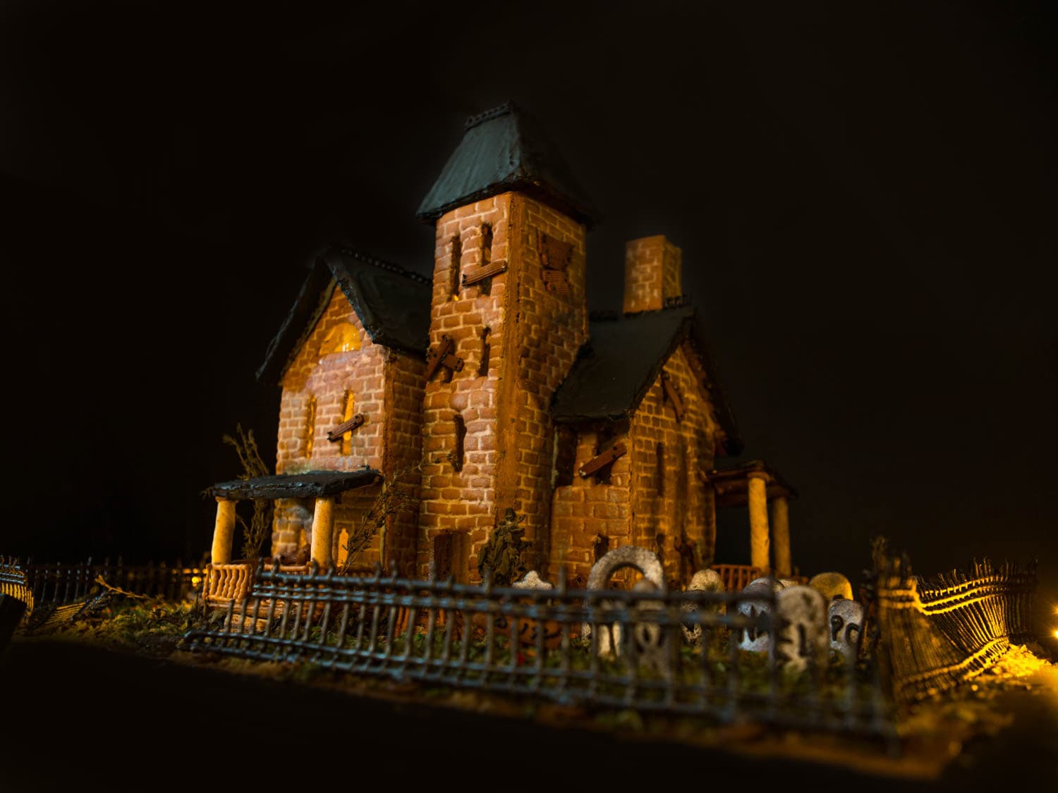 haunted-gingerbread-house.jpg