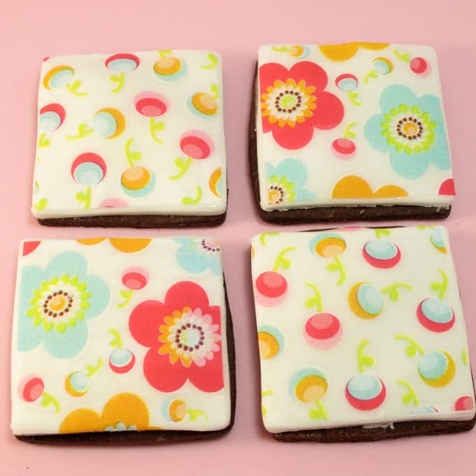 wafer paper cookies: How to use edible sugar sheets to decorate