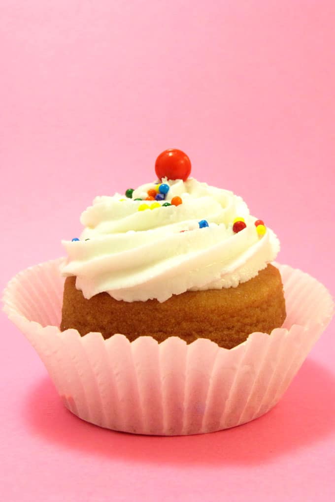 Cute little cookies decorated to look like cupcakes. #Cupcakes #Cookies #Birthday