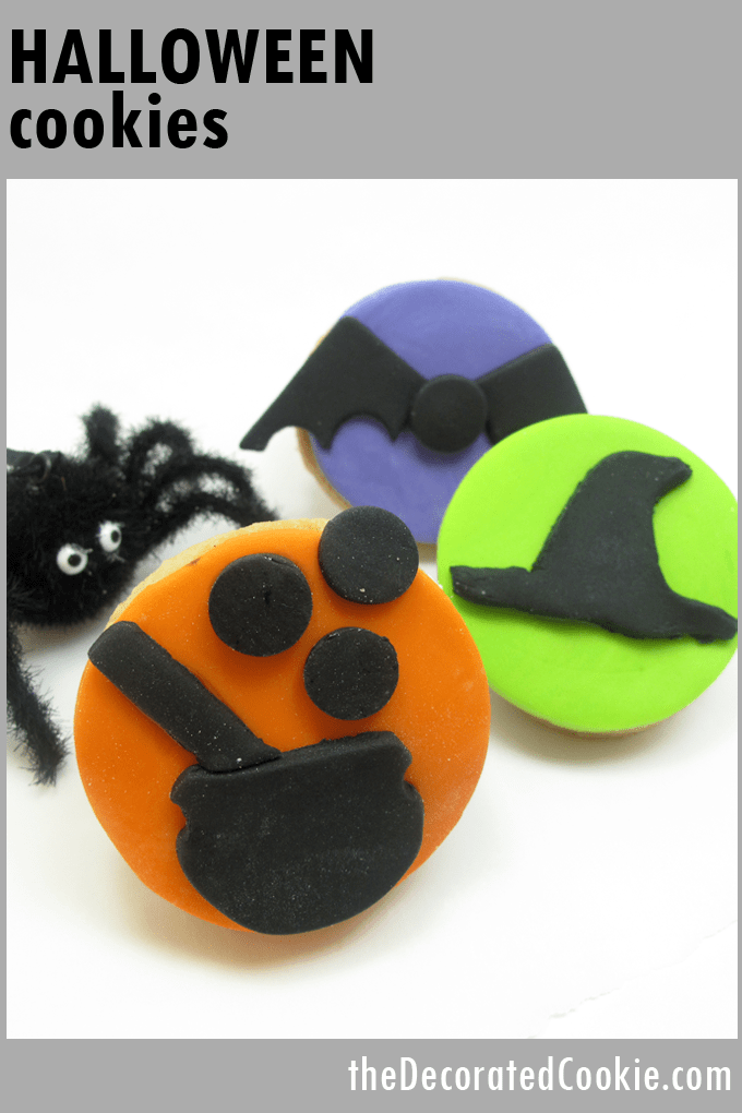 how to make silhouette cookies for Halloween with fondant #HalloweenCookies #CookieDecorating #Fondant