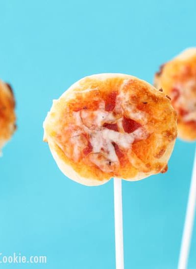 EASY pizza pops! Minutes to make, fun for kids.
