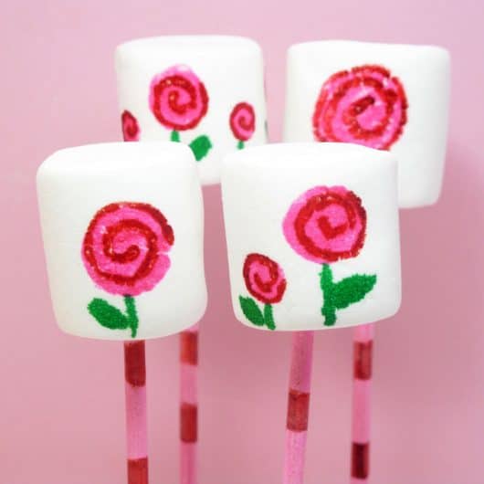 How to draw mod rose marshmallows and cookies for Valentine's Day with food writers. 