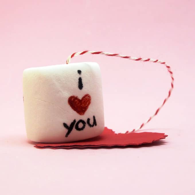 dunkable marshmallows on a string for Valentine's Day hot cocoa