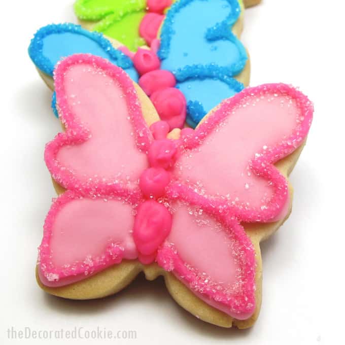 how to decorate butterfly cookies for Spring - the decorated cookie