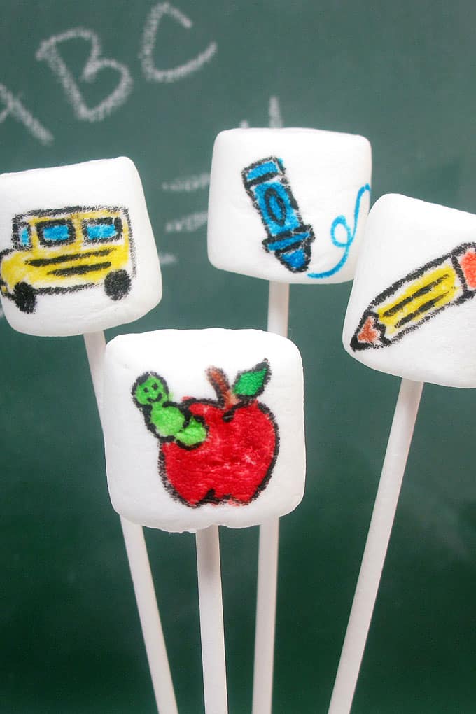 EASY back to school marshmallows on a stick using food coloring pens #backtoschool #funfood #marshmallows 