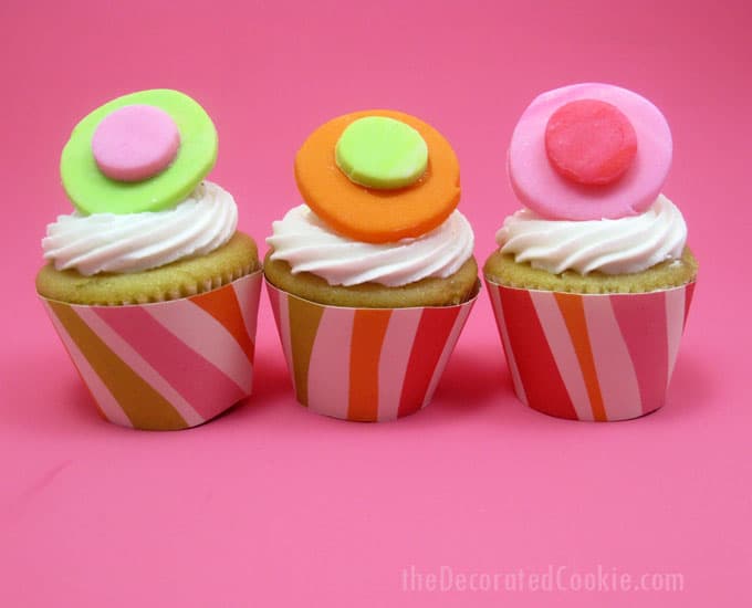 Mini Cupcake Liners in MIDI Size! - Sweets & Treats Blog