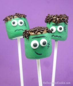 Frankenstein marshmallow pops for Halloween -- the decorated cookie