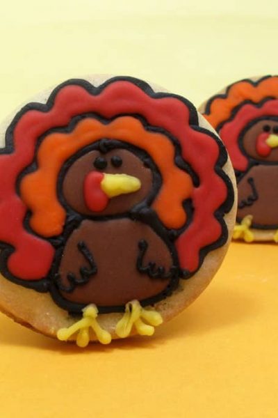 turkey cookies for Thanksgiving - the decorated cookie