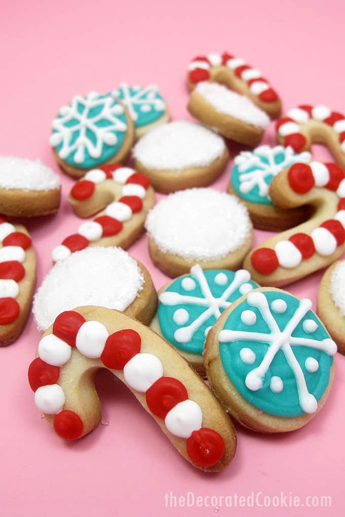 mini decorated christmas cookies 