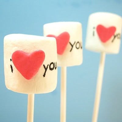 Valentine's day marshmallow pops