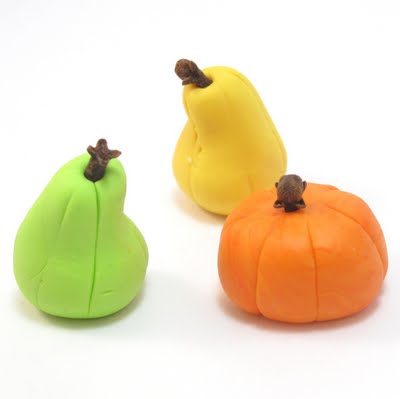 fondant pumpkins and gourds 