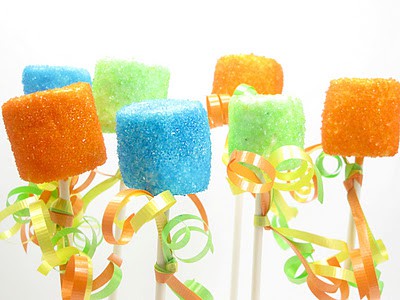 party sprinkle marshmallows for New Year's Eve: video 