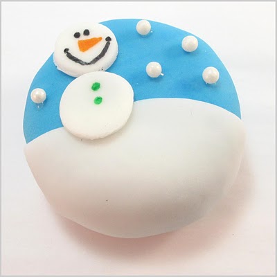 snowman Oreo Cakesters