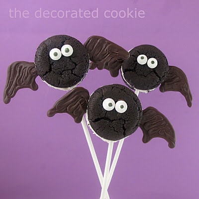 Oreo Cakester bats and spiders for Halloween 