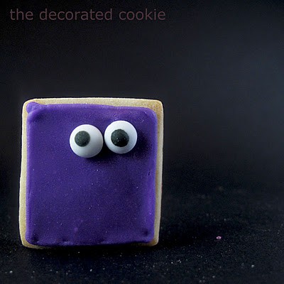  googly-eyed monster cookies for Halloween 