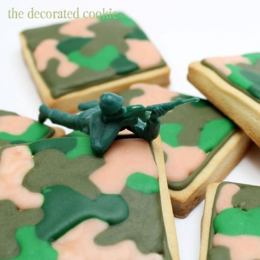 camo cookies - camouflage print on decorated cookies 