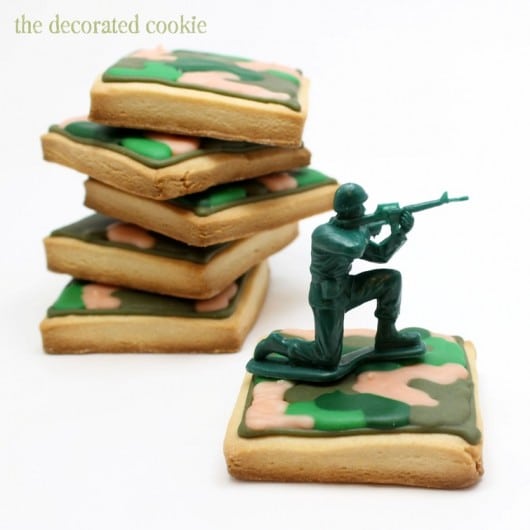 camo cookies - camouflage print on decorated cookies 