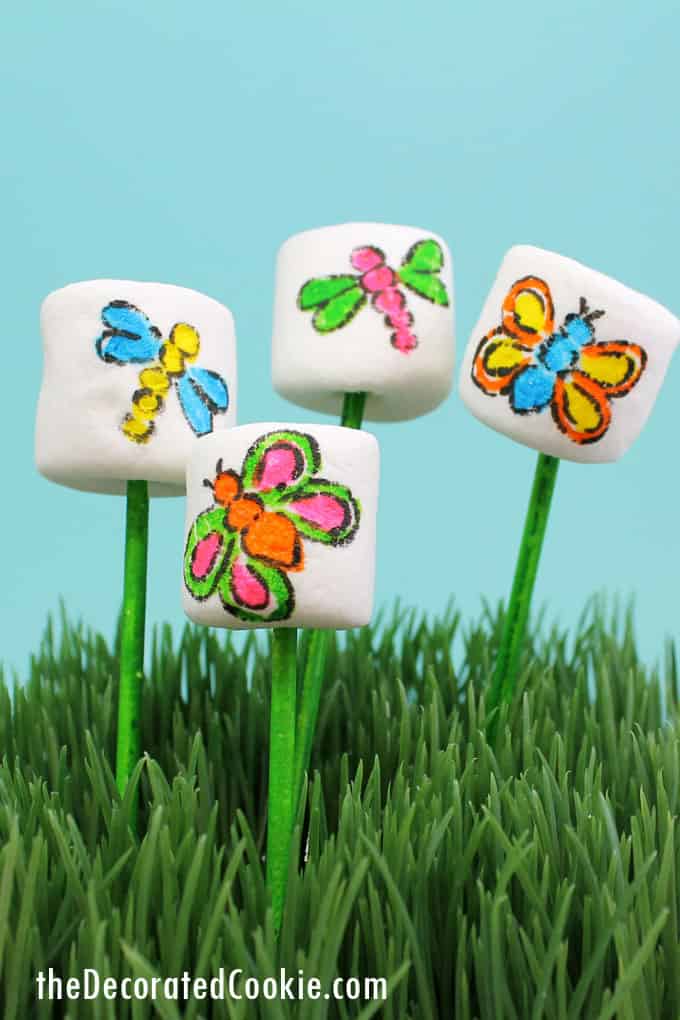 Bug party? How to make dragonfly and butterfly marshmallows with food coloring pens. Easy marshmallow art. 