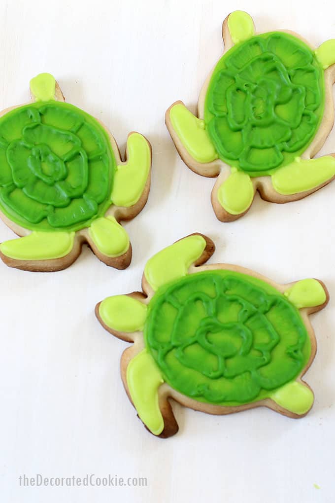 green turtle decorated cookies 