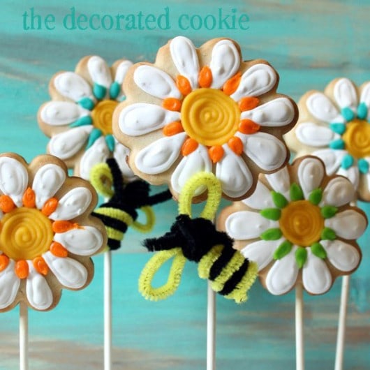 bumble bee daisy cookie pops 