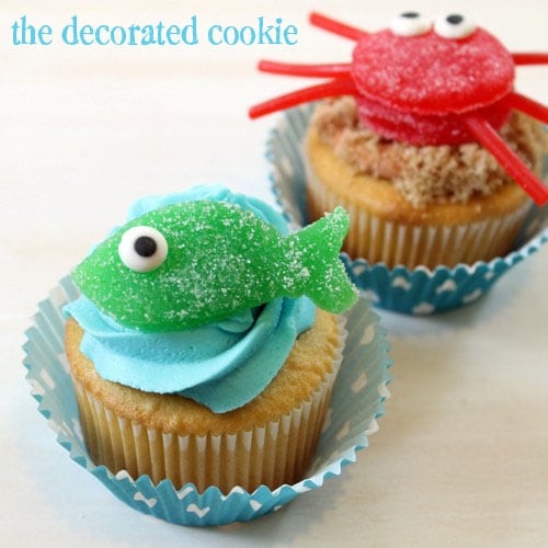 Fish cupcakes and summer cupcake ideas: gumdrop fish and crabs!