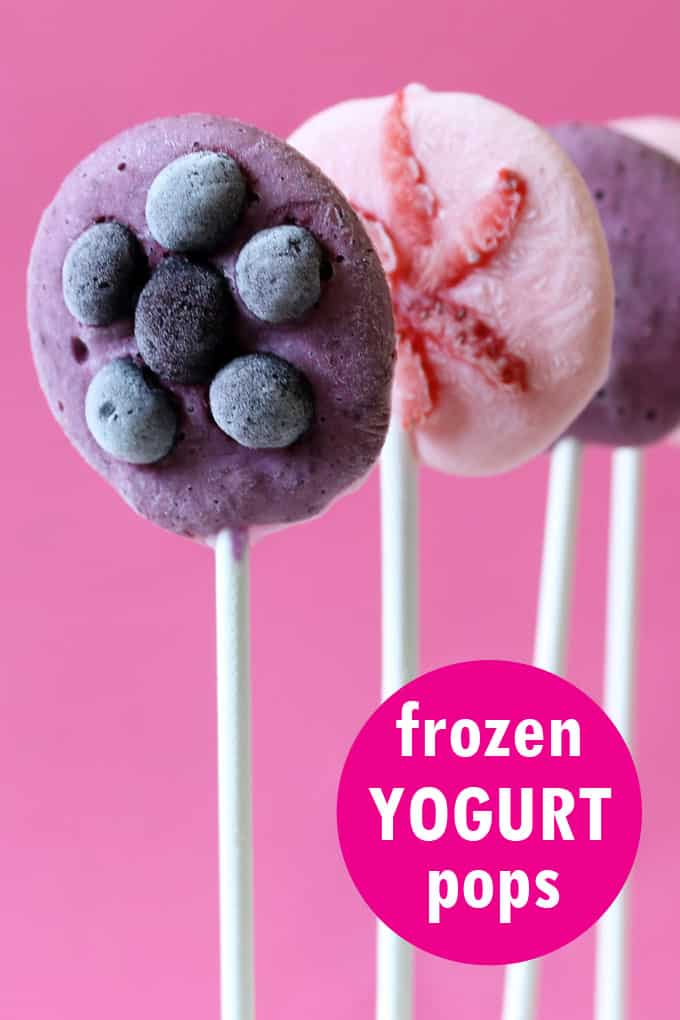 Healthy summer treat idea: Make frozen yogurt pops with fruit. A delicious snack for kids or a cool breakfast idea. Also works with store-bought yogurt. #FrozenYogurt #SummerTreat #Healthy 