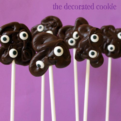 easy chocolate monster pops for Halloween 