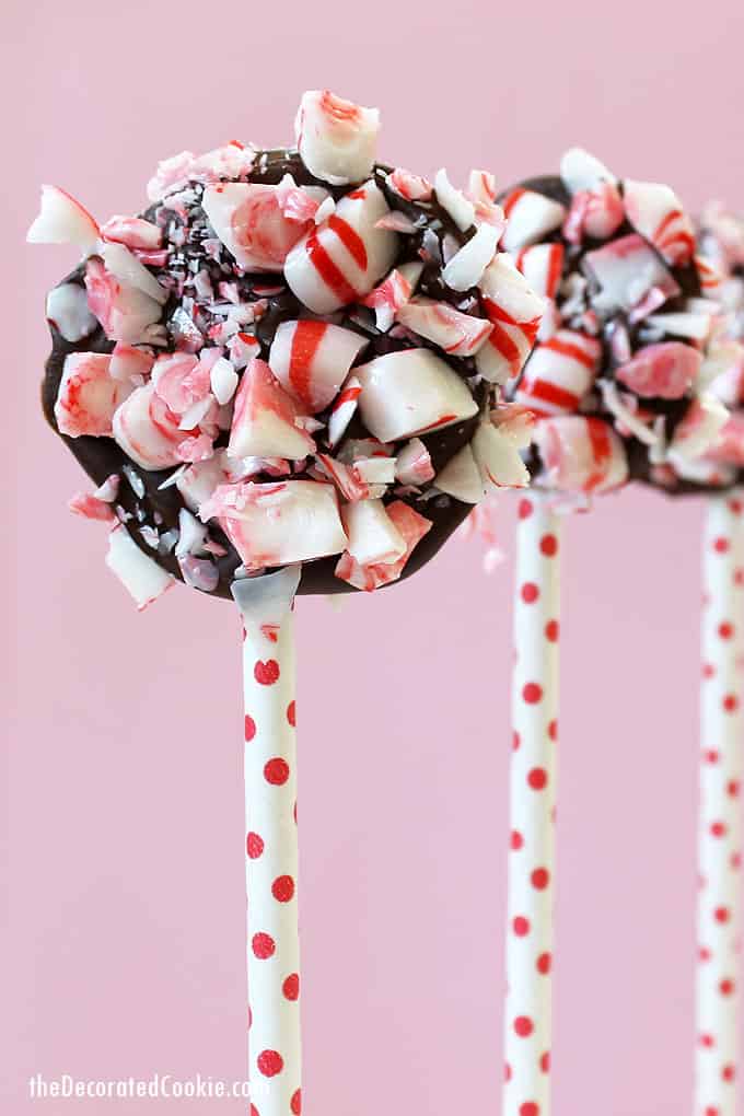 CHOCOLATE PEPPERMINT POPS -- Easy Christmas treat. Candy cane chocolate bark on a stick. 