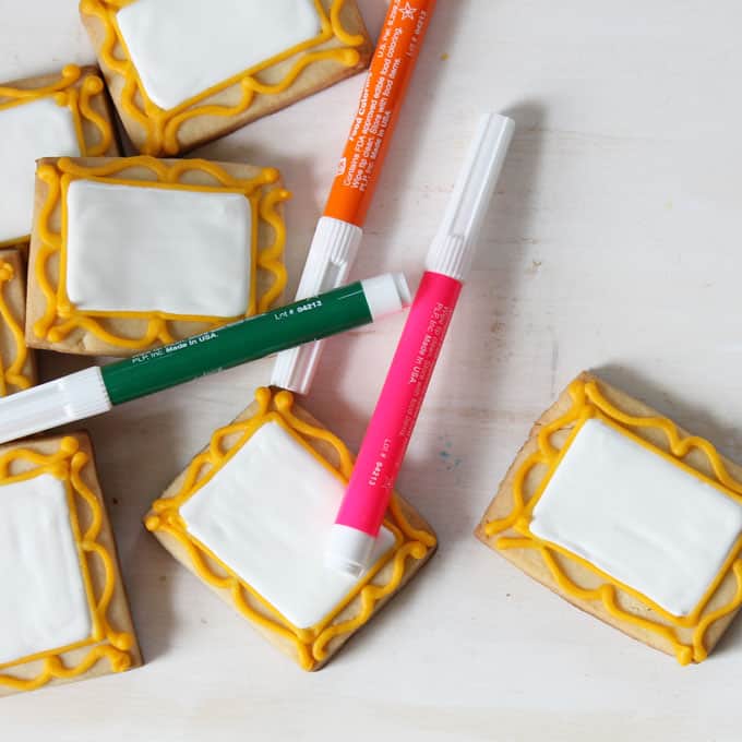  Decorate art canvas cookies and package with food coloring pens for art party favors. Kids design their own cookies.