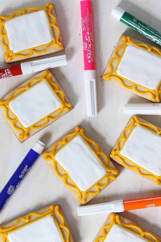 ART PARTY FAVORS: decorated canvas cookies packaged with food