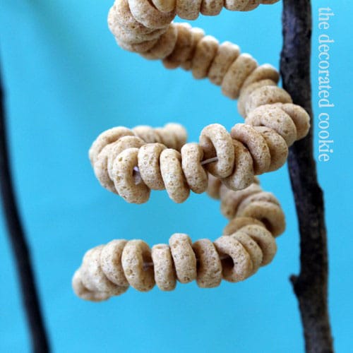 easy Cheerios birdfeeders with printable instructions