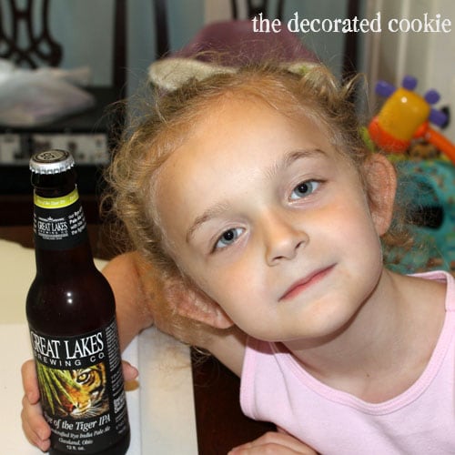 Father's Day Idea: DIY Beer Art