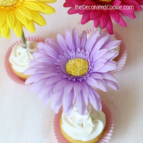 easiest ever flower cupcake toppers