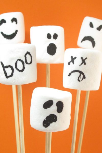 marshmallow ghosts for Halloween