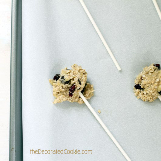 two-ingredient, healthy cookie pops - banana oat cookie pops