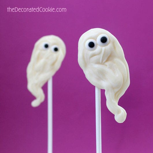 chocolate ghost pops for Halloween 