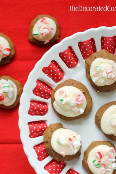 gingerbread cookies with peppermint cream cheese frosting for Christmas cookies