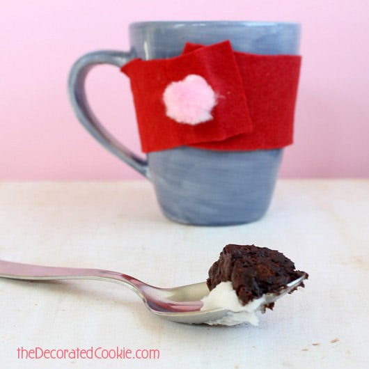 chocolate cake in a mug AND a quick mug cozy