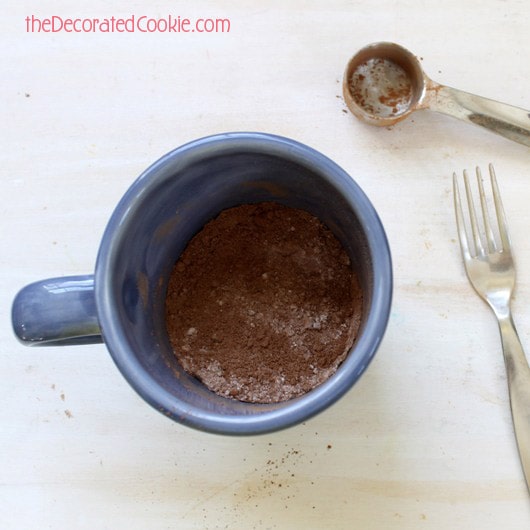 chocolate cake in a mug AND a quick mug cozy