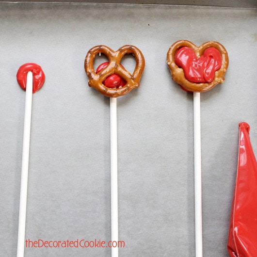 chocolate pretzel heart pops for Valentine's Day 