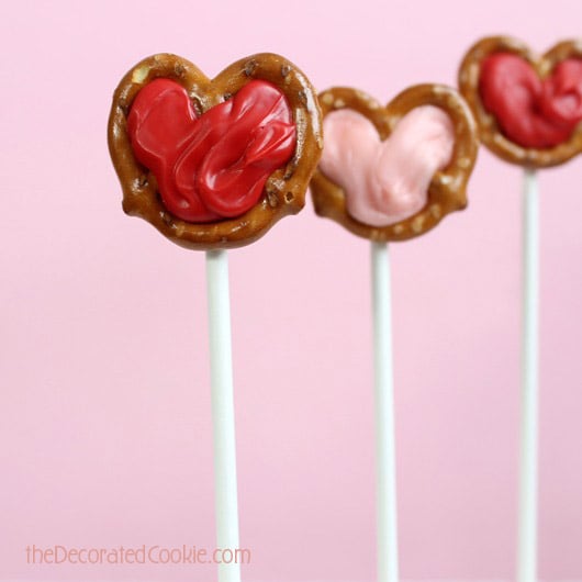 chocolate pretzel heart pops for Valentine's Day 