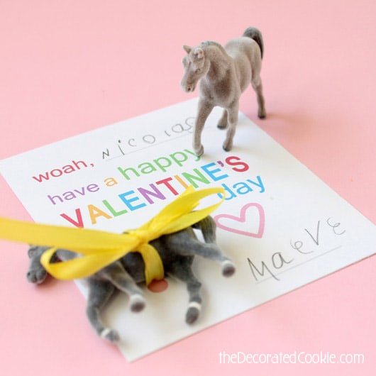 horse lovers Valentine's Day cards for the kids AND a free printable