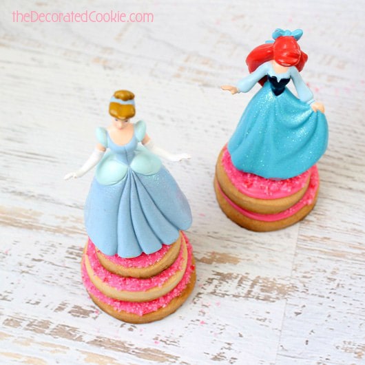 pink princess pedestal cookies 