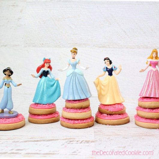 pink princess pedestal cookies 