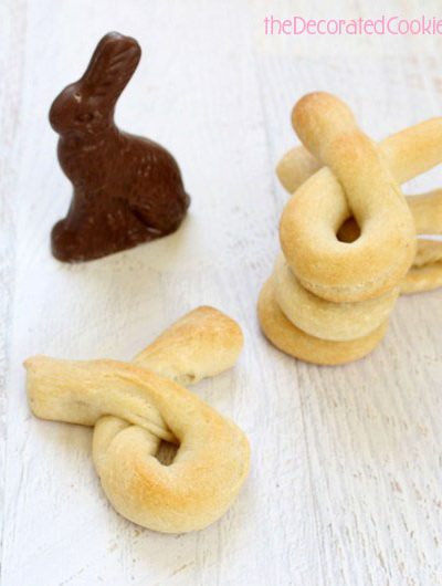 bunny breadsticks for Easter -- EASY