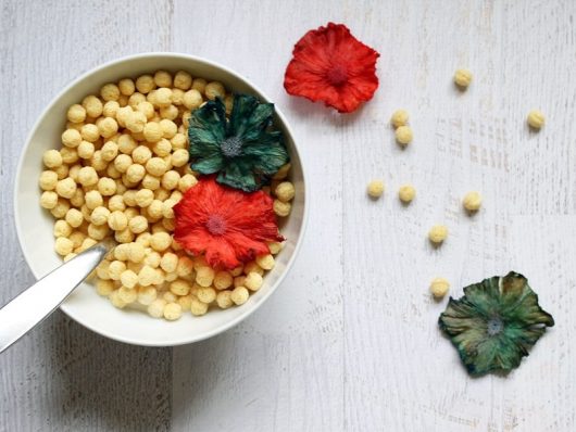 dried pineapple flowers for the 4th of July