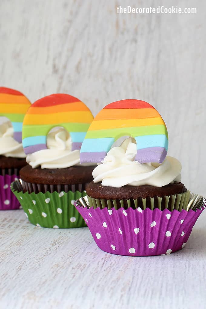 How to make fondant RAINBOW CUPCAKE TOPPERS. Fun and colorful fondant tutorial to make rainbows.