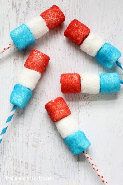 4th of July desserts: red, white, and blue marshmallow pops!