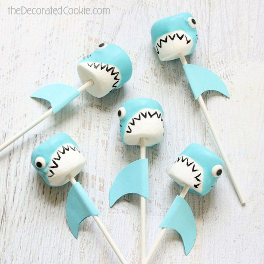 shark marshmallow pops for shark week 